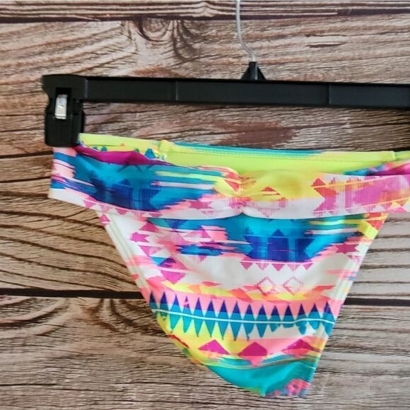 Gossip bikini Bottoms set of ( 2 ) small NWT - Picture 3 of 6